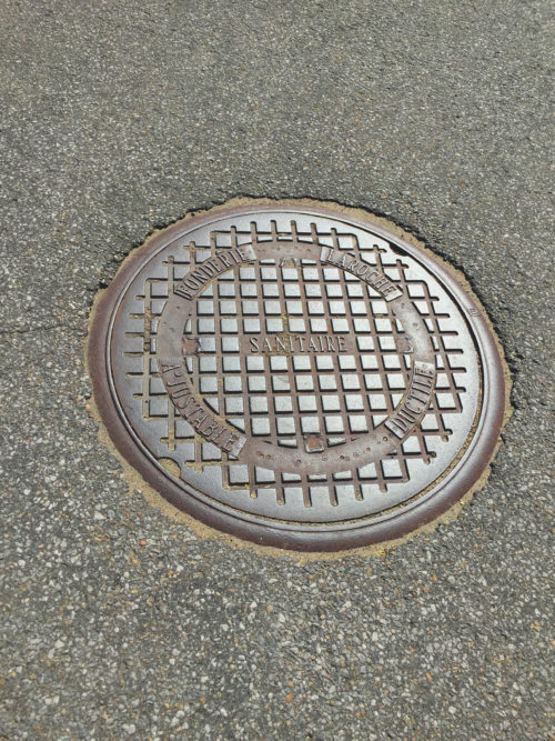 Sewer, waterworks & drainage manhole cover