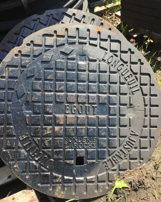 Sewer, waterworks & drainage sewer cover
